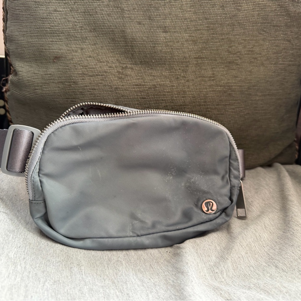 lululemon athletica Charcoal Belt Bag